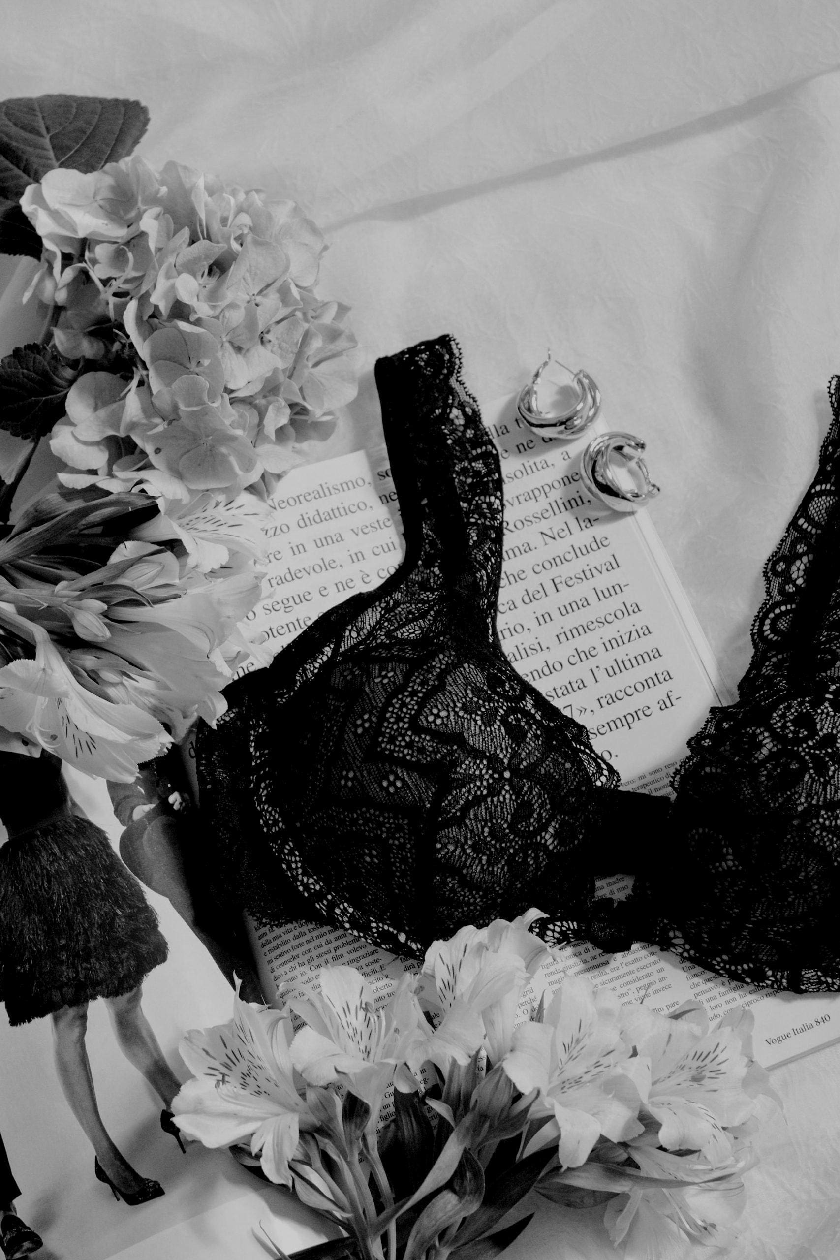 A woman shopping for bras in a store photo – Black friday Image on Unsplash